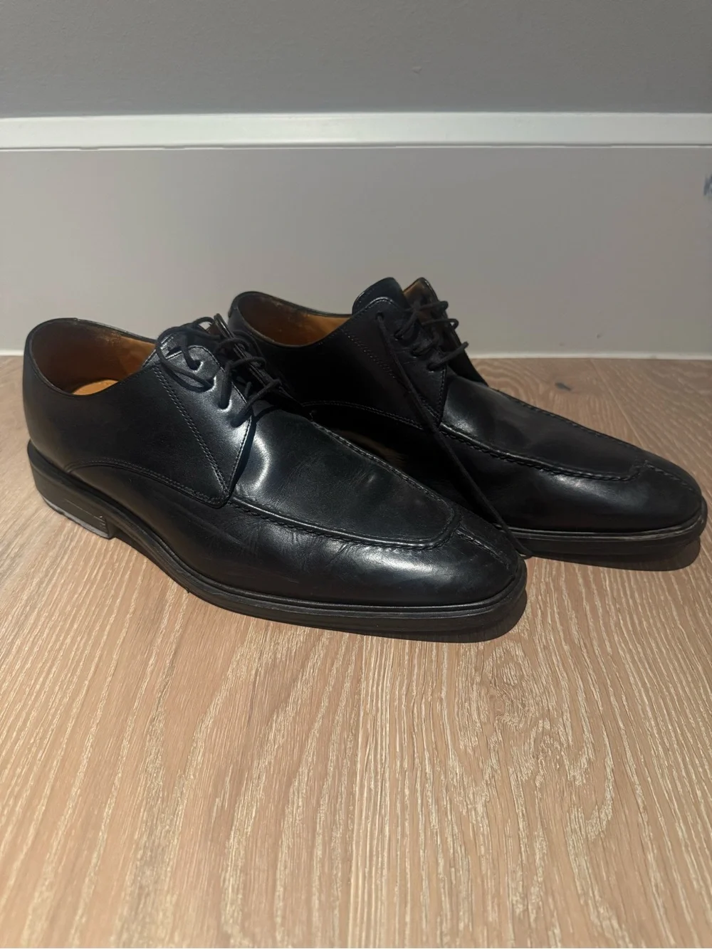 Cole Haan Black Leather Lace-Up Oxford Shoes